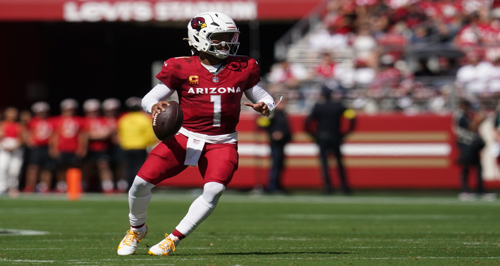 NFL Writer Points To 20,460-Yard QB As Potential Fit For Steelers