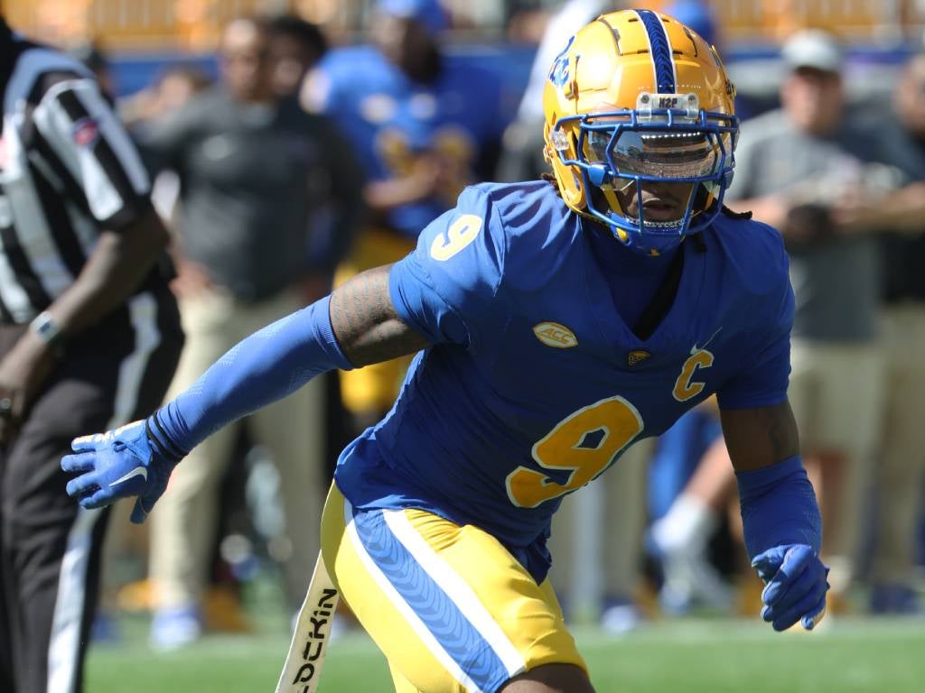 Oct 4, 2025; Pittsburgh, Pennsylvania, USA; Pittsburgh Panthers linebacker Kyle Louis (9) in pursuit against the Boston College Eagles during the second quarter at Acrisure Stadium. Mandatory Credit: Charles LeClaire-Imagn Images