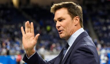 Tom Brady no longer has a vote for AP NFL awards