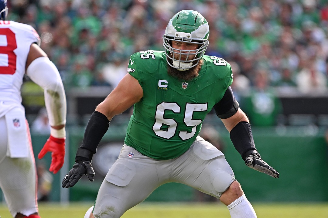 Lane Johnson and Landon Dickerson reportedly both considering retirement - On Pattison