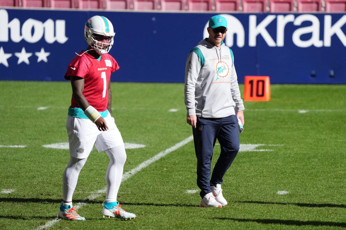 Panthers, Dave Canales add familiar face in Darrell Bevell to help with offense