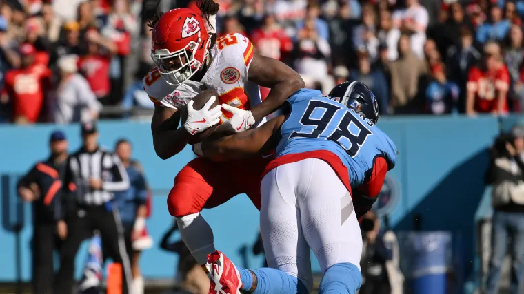 Analyst urges Chiefs to fix 1 key roster problem image