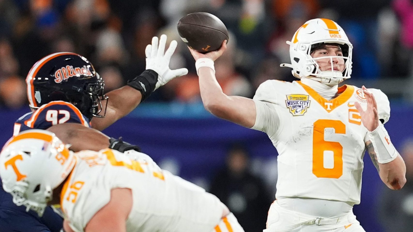 Tennessee quarterback Joey Aguilar (6) pulls back for the throw during the Music City Bowl NCAA college football game against Illinois on Dec. 30, 2025, in Nashville, Tennessee.