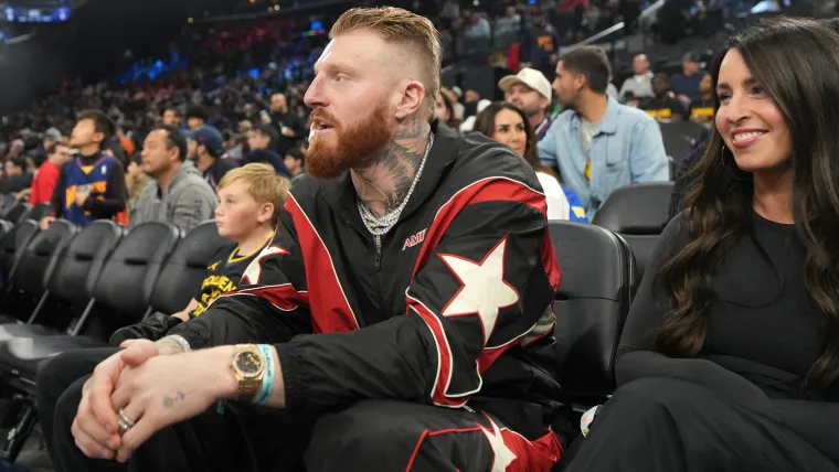 Maxx Crosby trade rumor could lead to blockbuster deal with Cowboys, Patriots or Eagles image