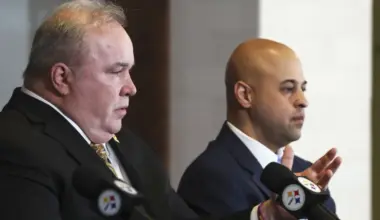 Steelers add son of legendary Patriots coach to Mike McCarthy's staff image