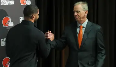 Browns and Chargers named potential landing spots for Packers $81 million free agent image