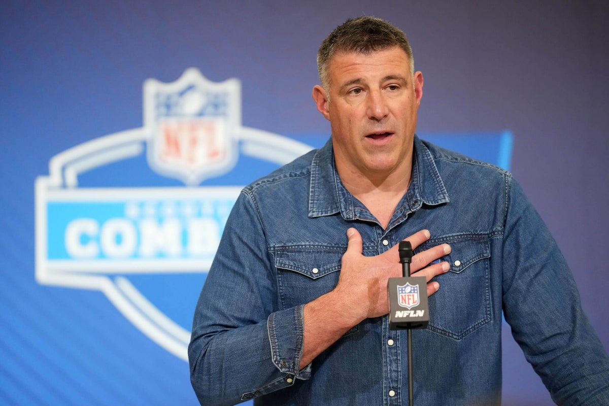 What Mike Vrabel told us about the Patriots’ offseason plans at the NFL combine