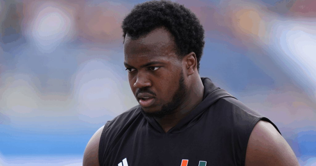 Miami DE Rueben Bain Jr.