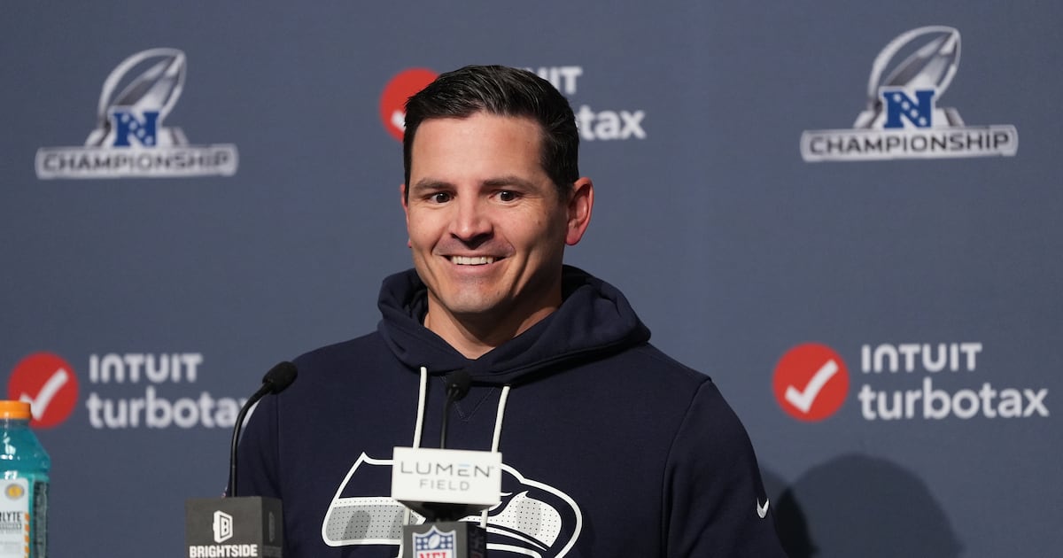 Seahawks, Patriots set for Superbowl showdown – Annenberg Media