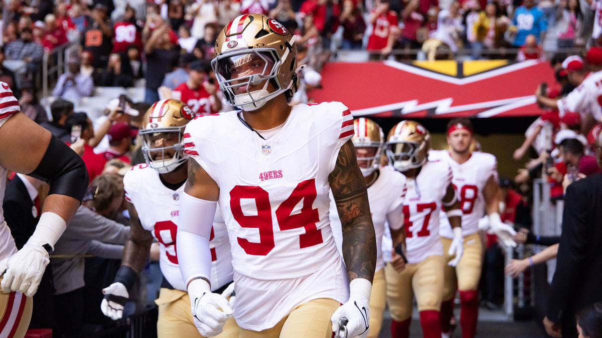 San Francisco 49ers defensive end Yetur Gross-Matos (94) against the Arizona Cardinals at State Farm Stadium.