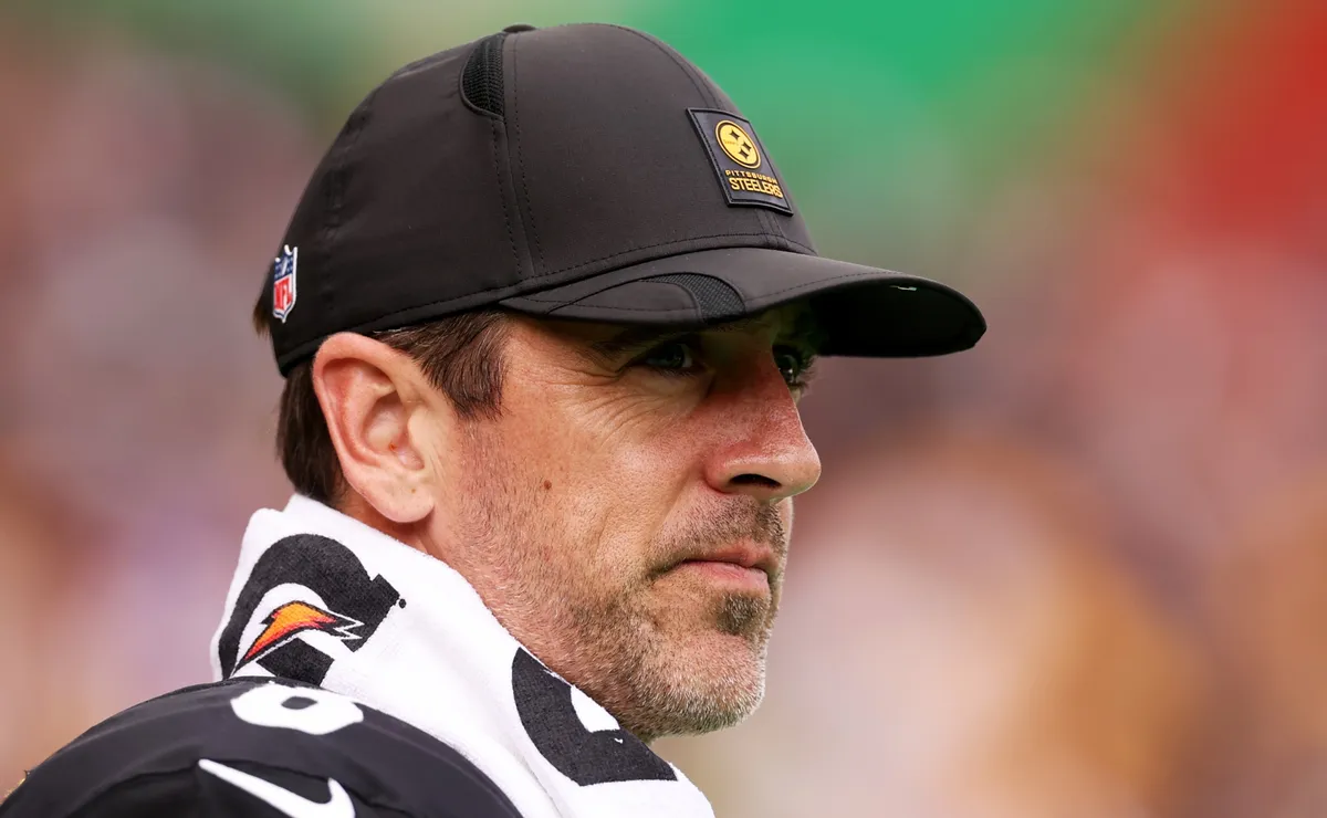 Steelers could pick surprising player in the 2026 NFL Draft pending Aaron Rodgers' retirement decision