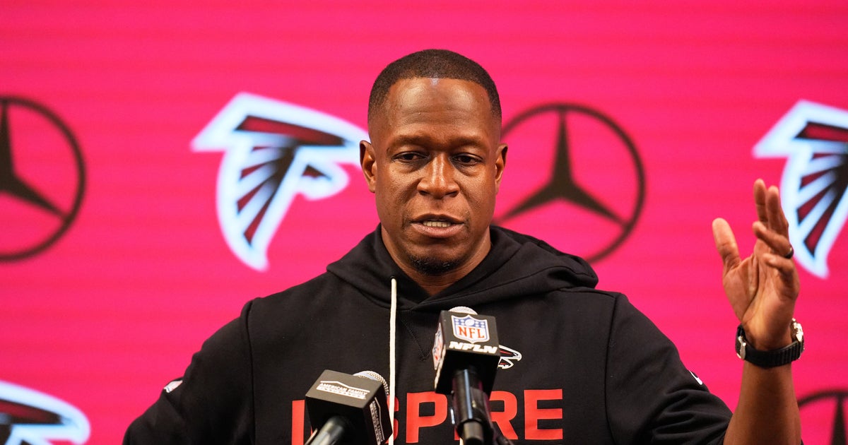 49ers hire Raheem Morris as defensive coordinator, AP source says