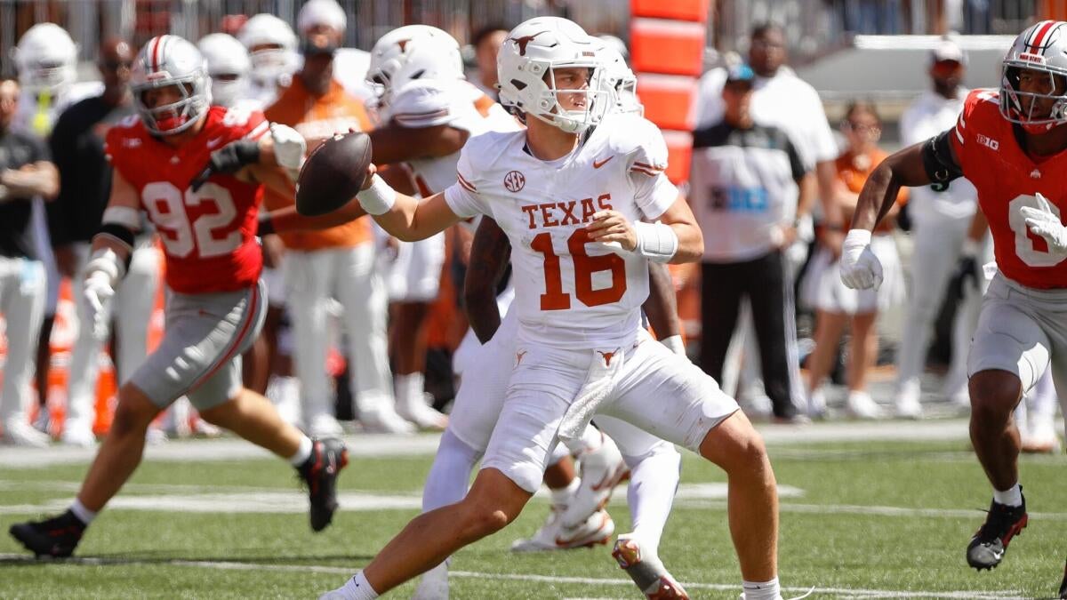 Early betting lines offer insight into several College Football Playoff