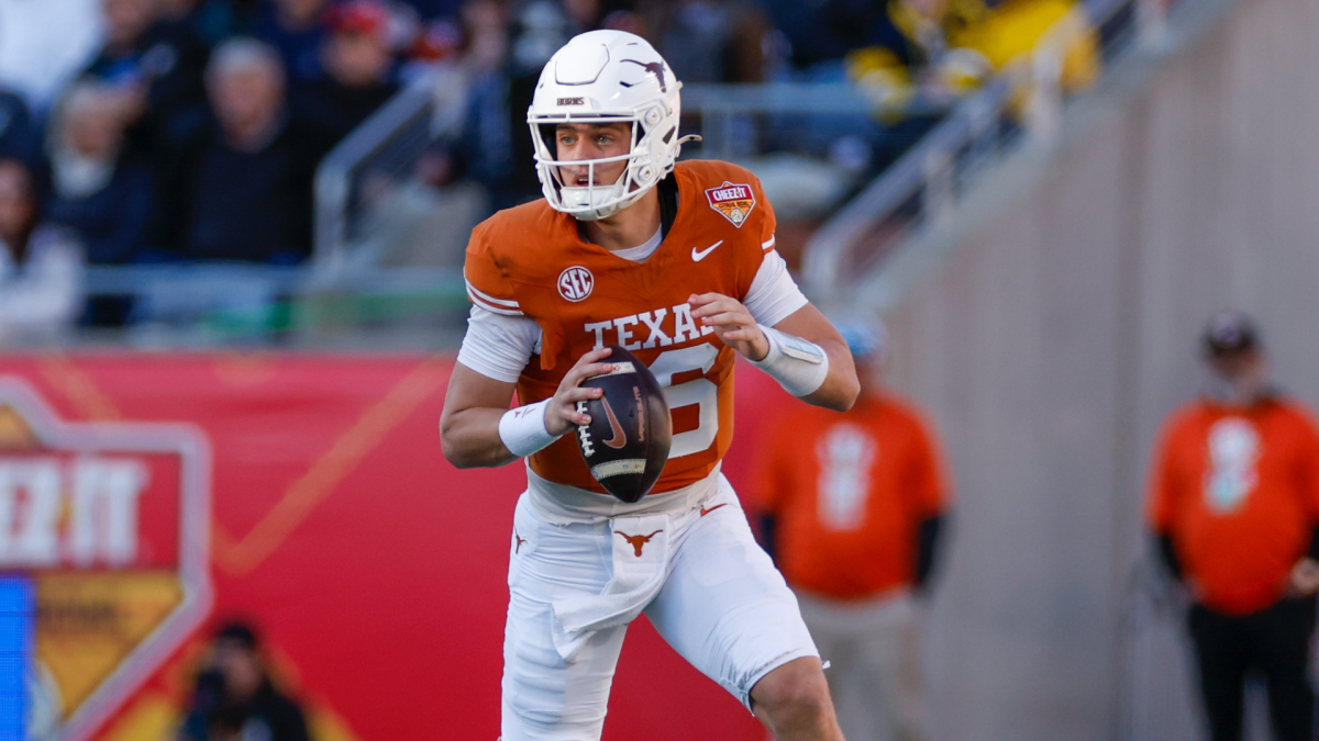 Texas, Ohio State among college football's 10 most explosive offenses in 2026