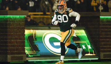 Packers Have a $15M Decision to Make on Iowa Alum Van Ness