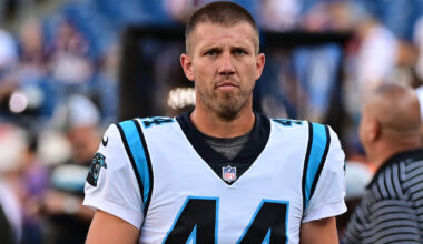 Player announces return to Panthers for 18th season