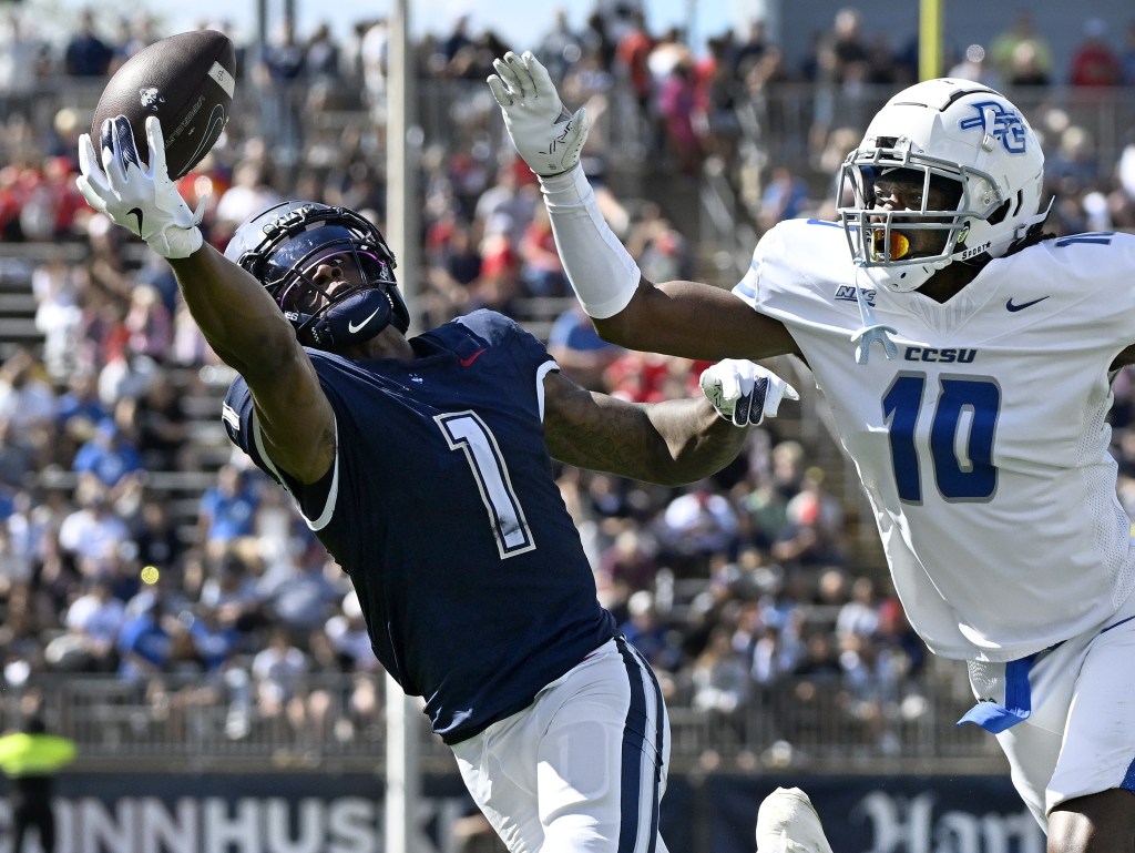 UConn QB-WR duo invited to NFL Draft Combine
