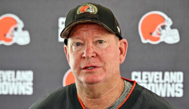 Jets unveil QBs coach, full 2026 offensive staff