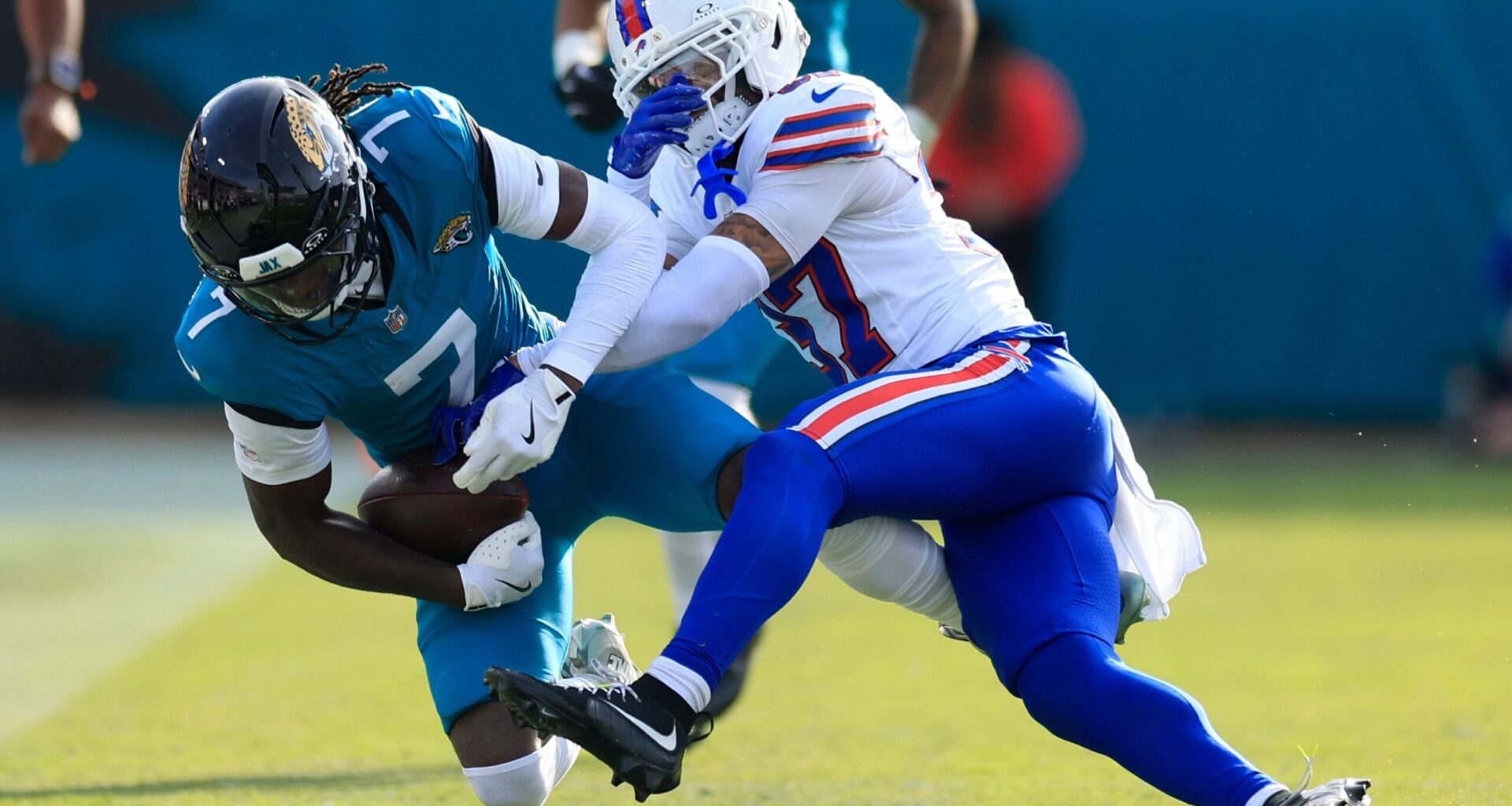 Bills, Jaguars Predicted to Swap Weapons in Surprise AFC Trade