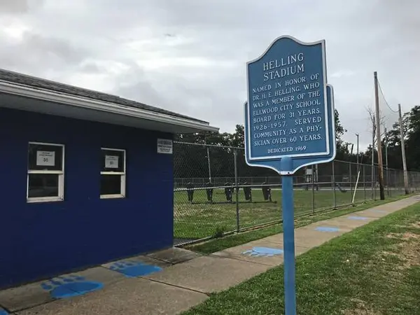 Ellwood City hires new football coach