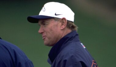 Broncos mourn passing of former GM Neal Dahlen