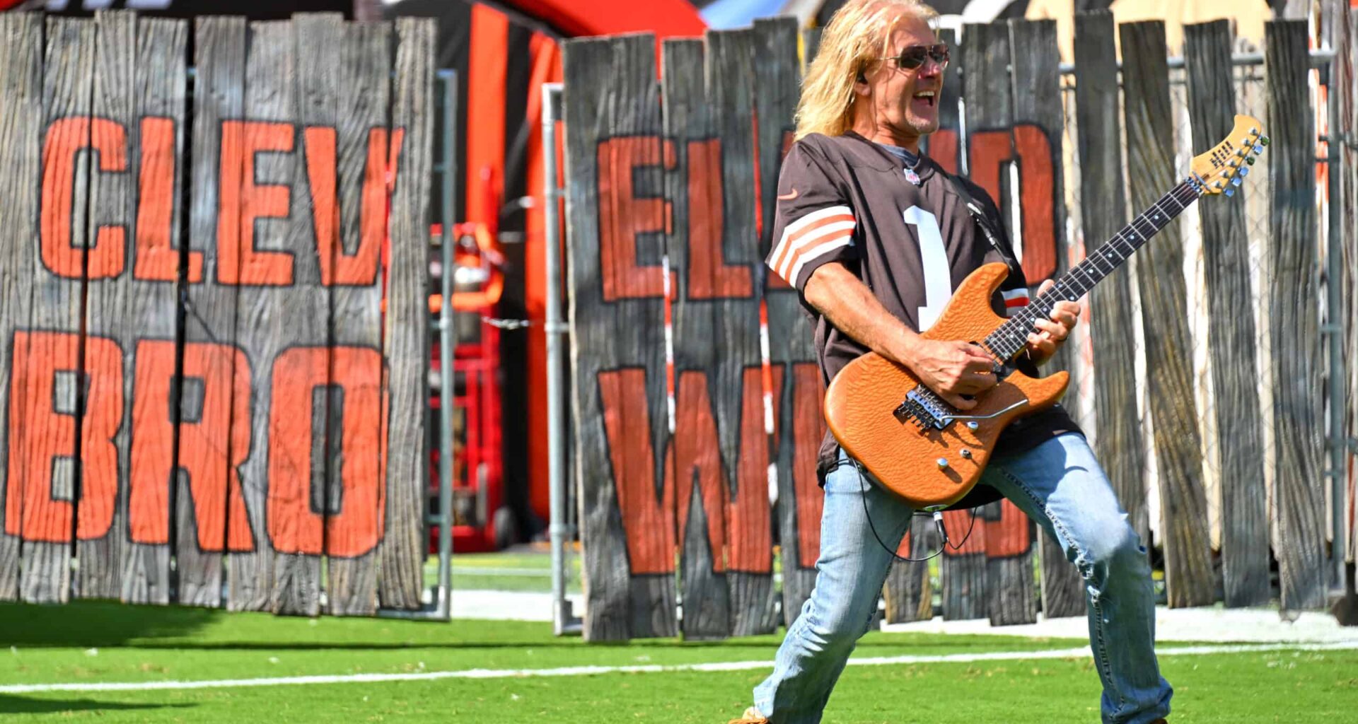 Insider Names Browns As Team To Watch For Free Agent QB