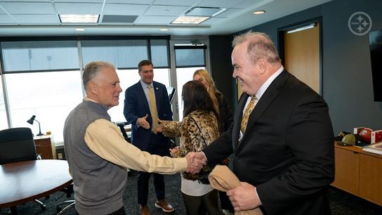 Steelers’ Mike McCarthy Could Definitely Be Far More Open With Media Than His Predecessor (Steelers News)