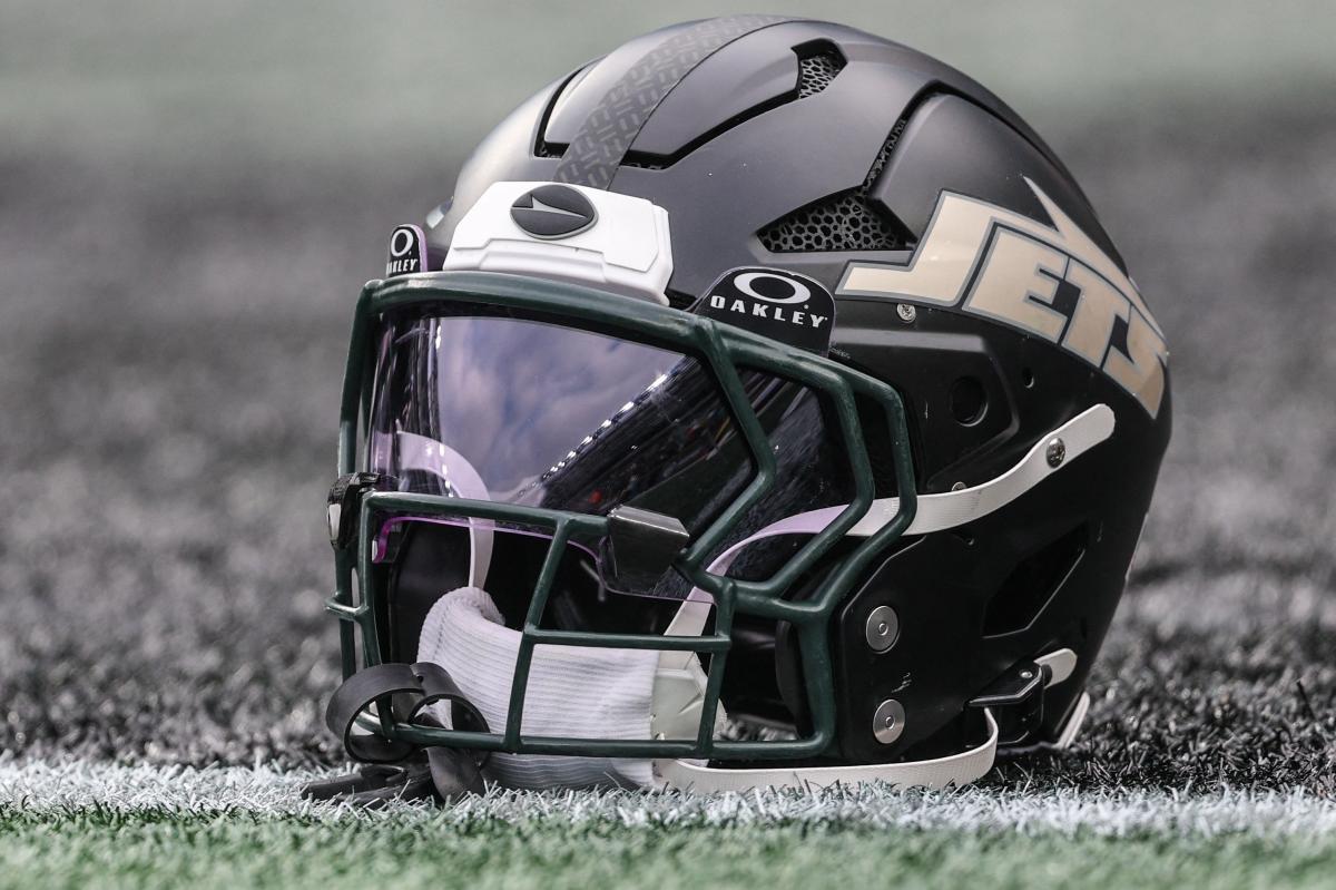 Suspect charged with armed robbery of New York Jets player in New Jersey