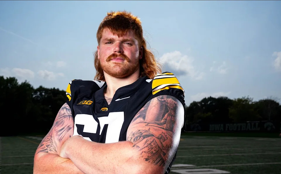 Green Bay Packers: Meet Your New NFL Draft Crush, Iowa Lineman Gennings Dunker