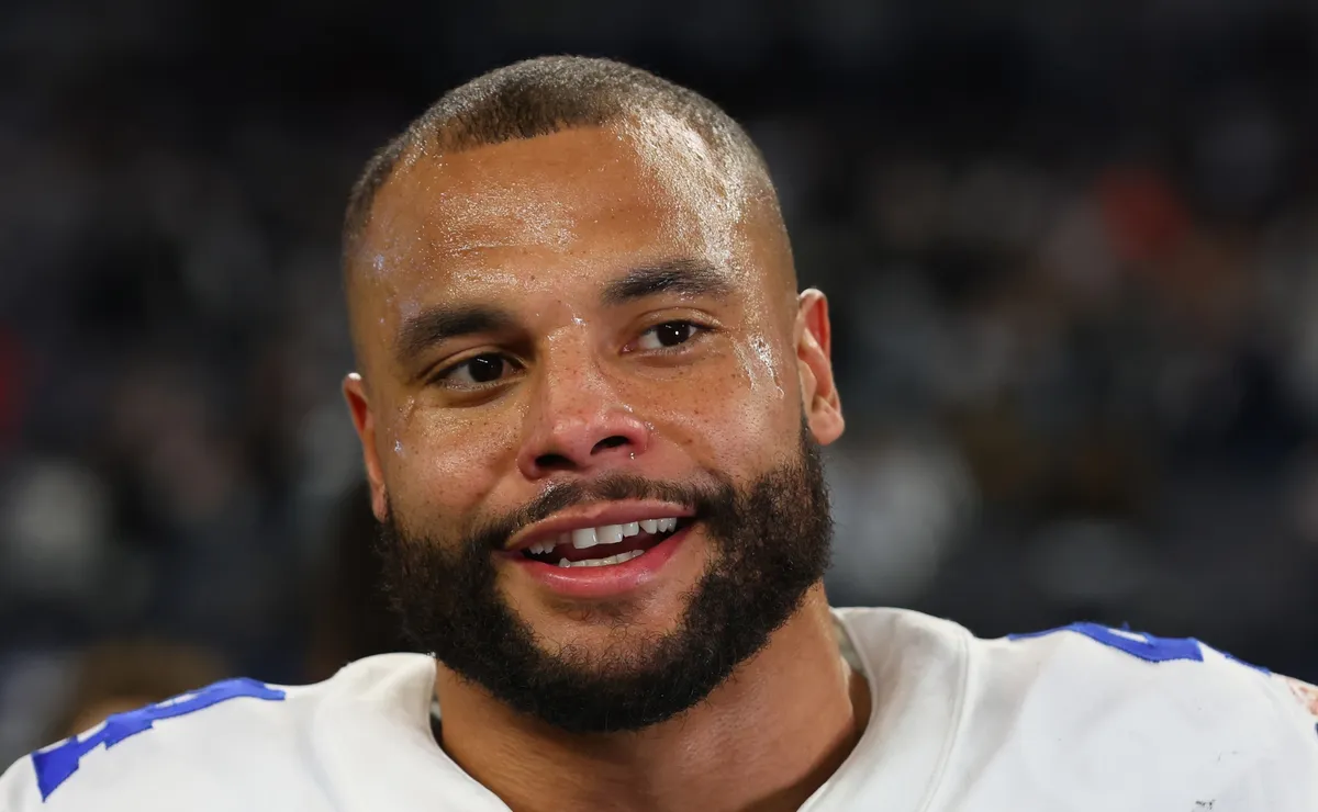 Dak Prescott puts pressure on Jerry Jones and Cowboys over George Pickens' contract extension in 2026