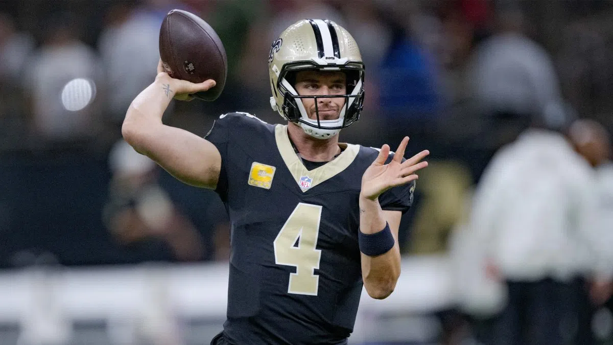 Odds for Derek Carr’s next team