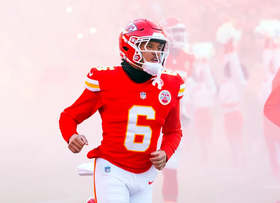 Jan 26, 2025; Kansas City, MO, USA; Kansas City Chiefs safety Bryan Cook (6) against the Buffalo Bills in the AFC Championship game at GEHA Field at Arrowhead Stadium. Mandatory Credit: Mark J. Rebilas-Imagn Images