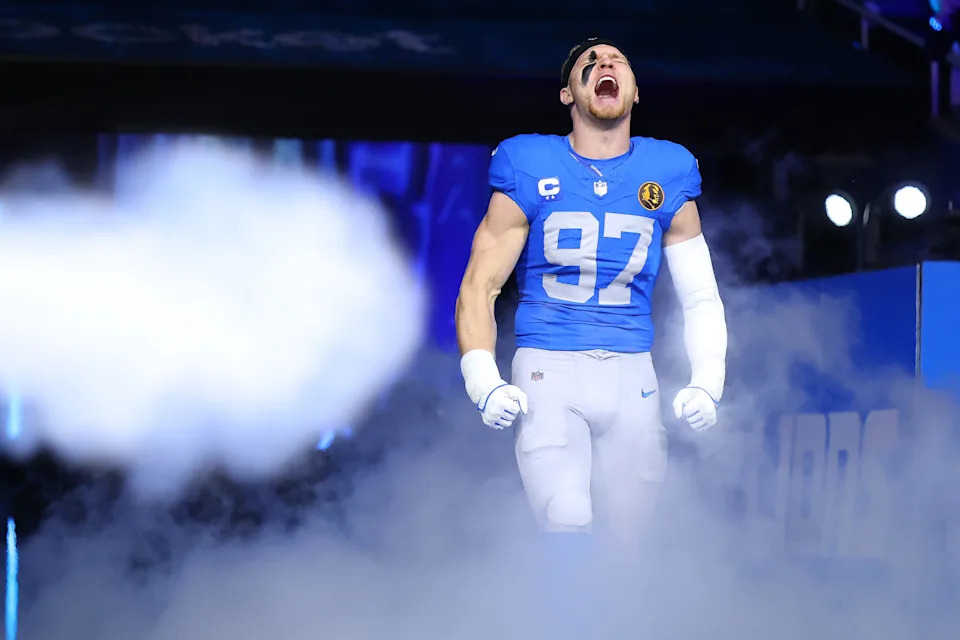 DETROIT, MICHIGAN - NOVEMBER 27: Aidan Hutchinson #97 of the Detroit Lions plays against the Green Bay Packers at Ford Field on November 27, 2025 in Detroit, Michigan. (Photo by Gregory Shamus/Getty Images)