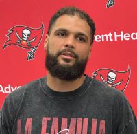 Mike Evans' Agent Starts Free Agency Sales Job With A Bang - JoeBucsFan.com