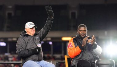 Former Bengals Ken Anderson, Willie Anderson miss Hall of Fame selection