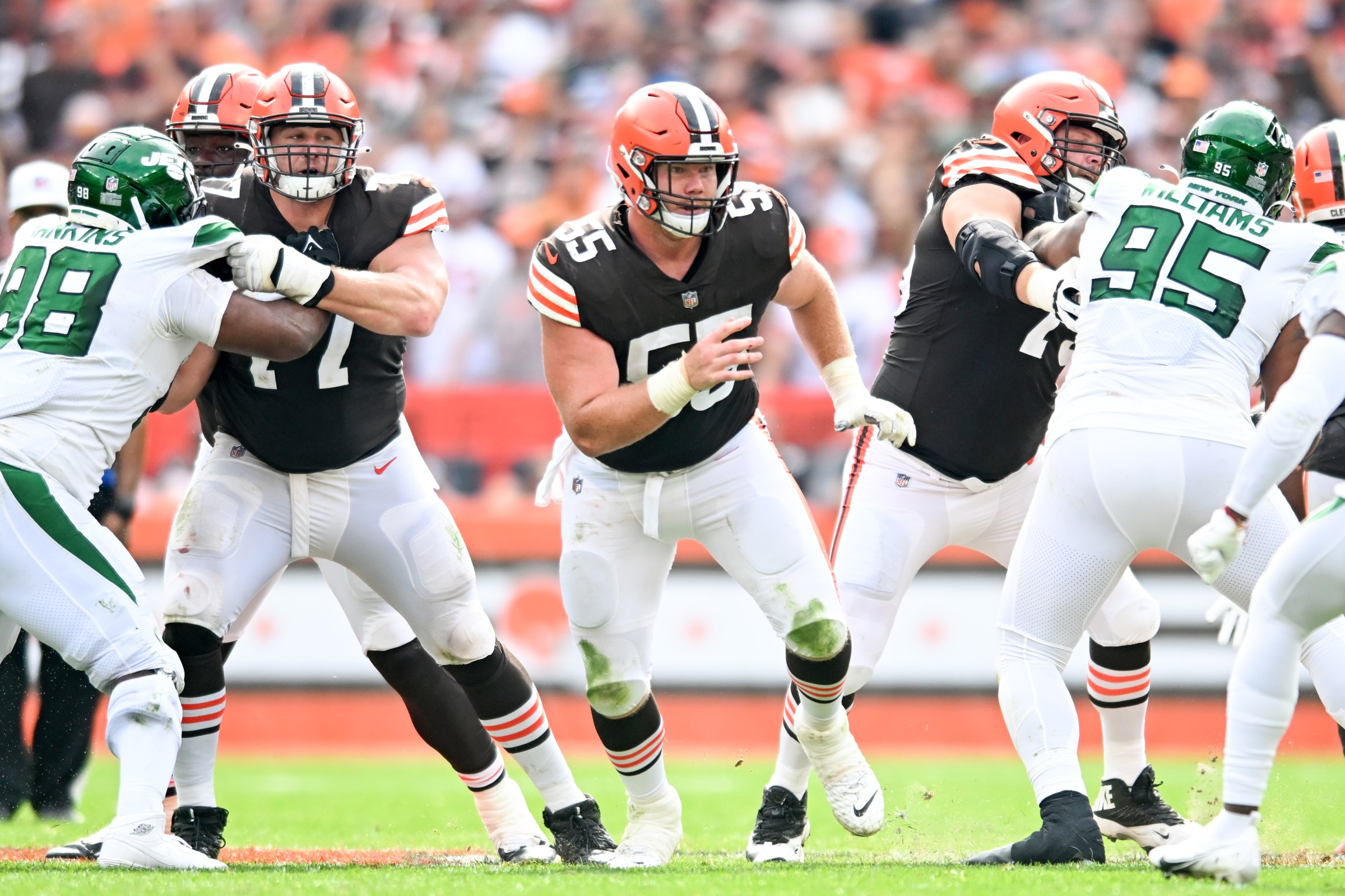 CLEVELAND, OH - SEPTEMBER 18: Wyatt Teller #77, Ethan Pocic #55 and Joel Bitonio #75 of the Cleveland Browns in action during the second half against the New York Jets at FirstEnergy Stadium on September 18, 2022 in Cleveland, Ohio. (Photo by Nick Cammett/Diamond Images via Getty Images)