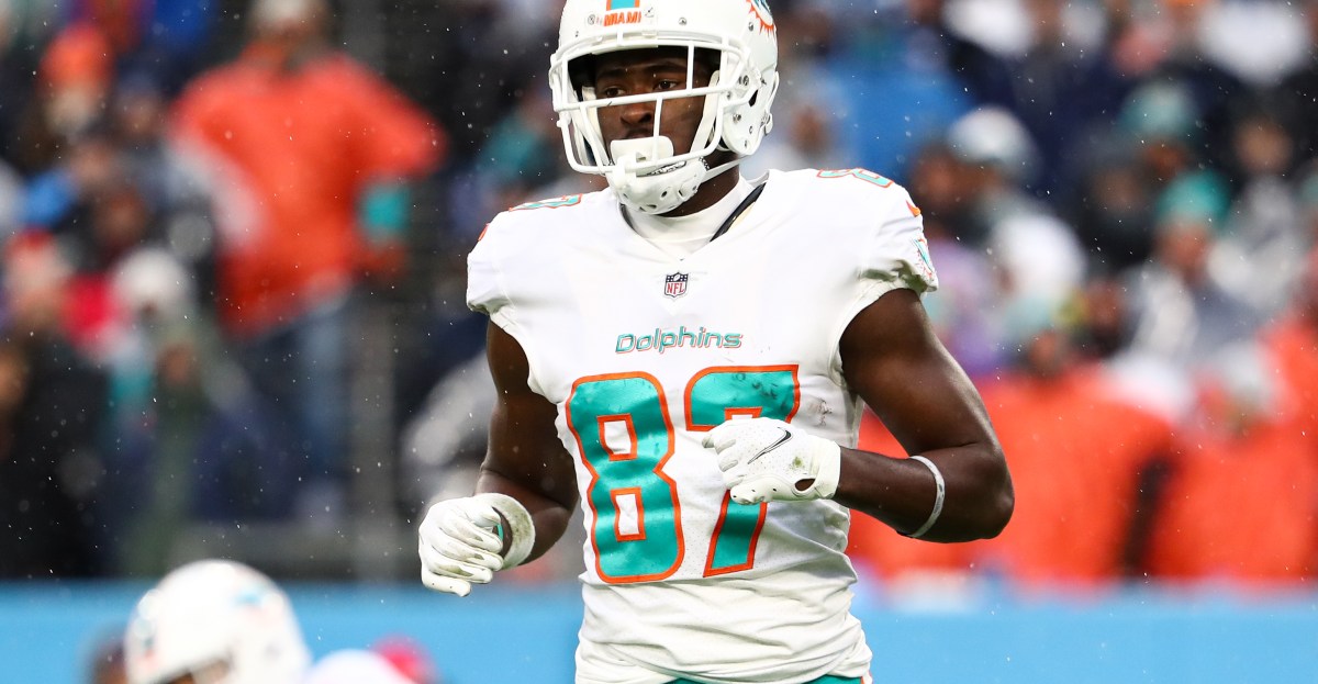 Former Miami Dolphins WR Isaiah Ford joins Bears coaching staff