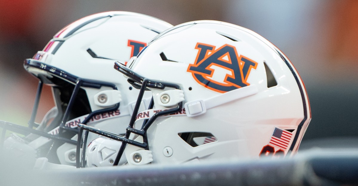 Packers to hire former SEC general manager