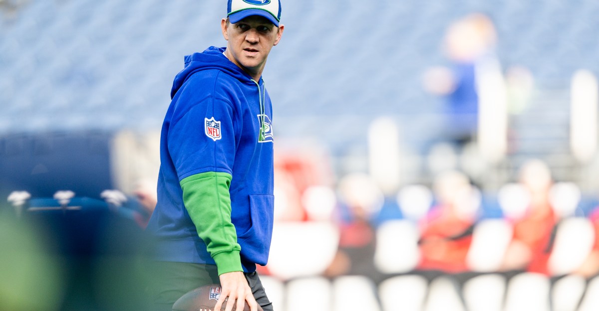 Pre-Snap Reads 2/13: Seahawks close to locking in on new OC