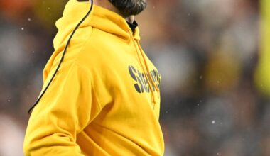Former Steelers wide receivers coach lands on staff of AFC foe