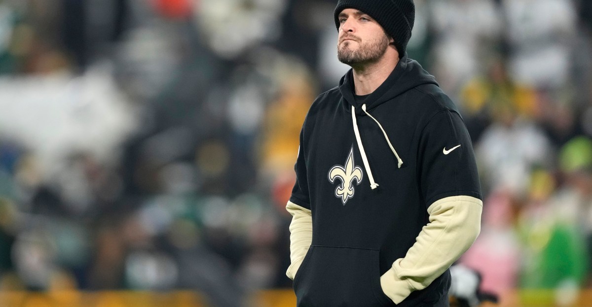 Carr for capital? What if the veteran quarterback comes out of retirement?