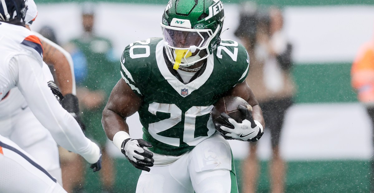 NFL Free Agent Profile: RB Breece Hall