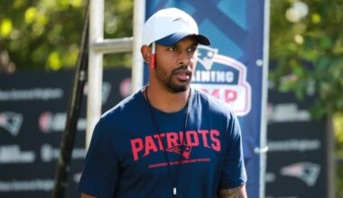 Quarterbacks coach Ashton Grant to remain with Patriots in 2026