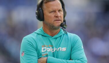 Dolphins sign linebackers coach Joe Barry to extended contract