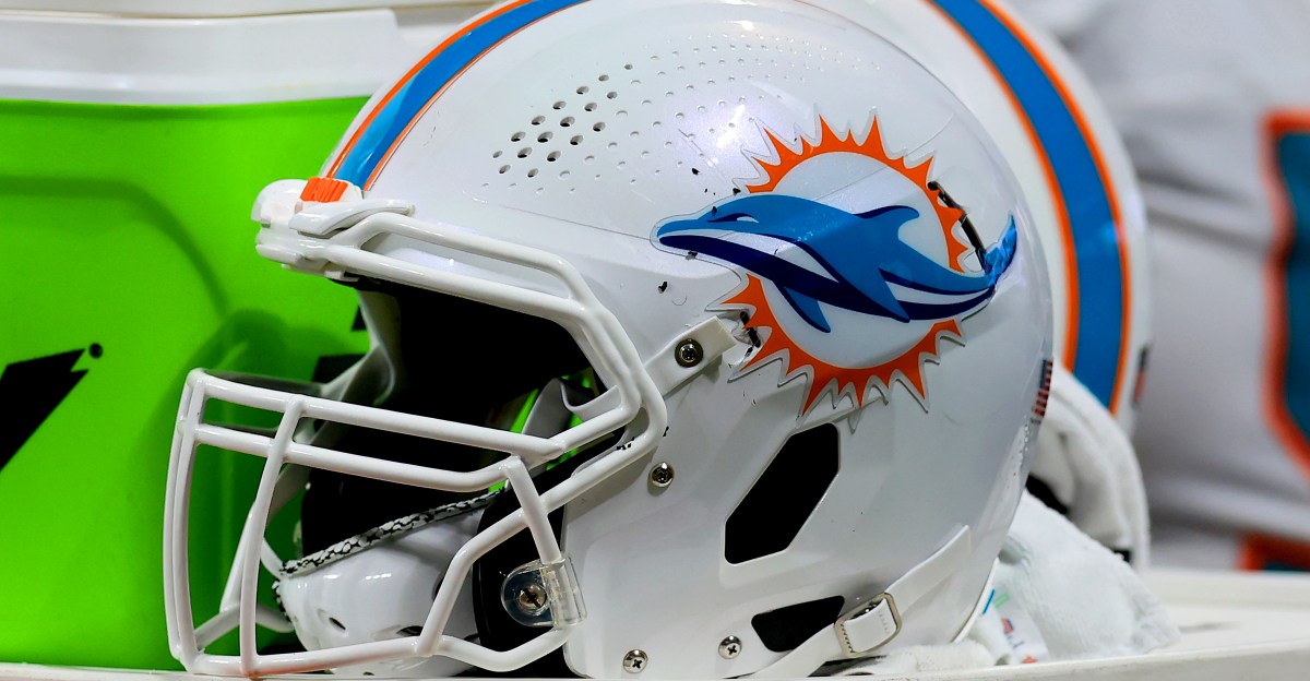 Dolphins to hire Packers linebackers coach as new defensive coordinator