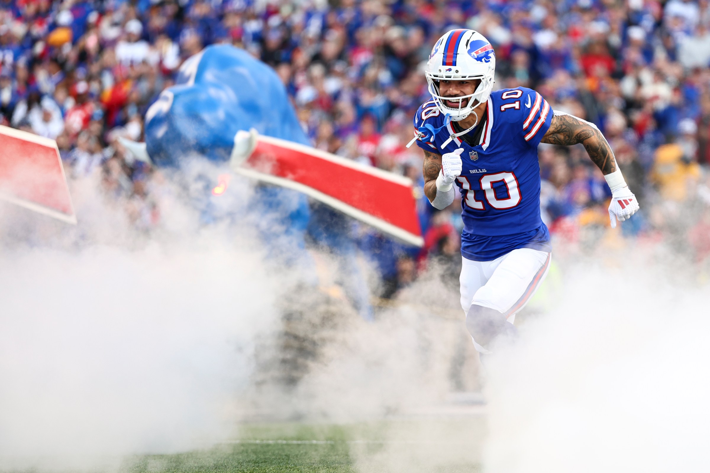 ORCHARD PARK, NEW YORK - NOVEMBER 2: Khalil Shakir #10 of the Buffalo Bills runs on field prior to an NFL football game against the Kansas City Chiefs at Highmark Stadium on November 2, 2025 in Orchard Park, New York. (Photo by Kevin Sabitus/Getty Images)