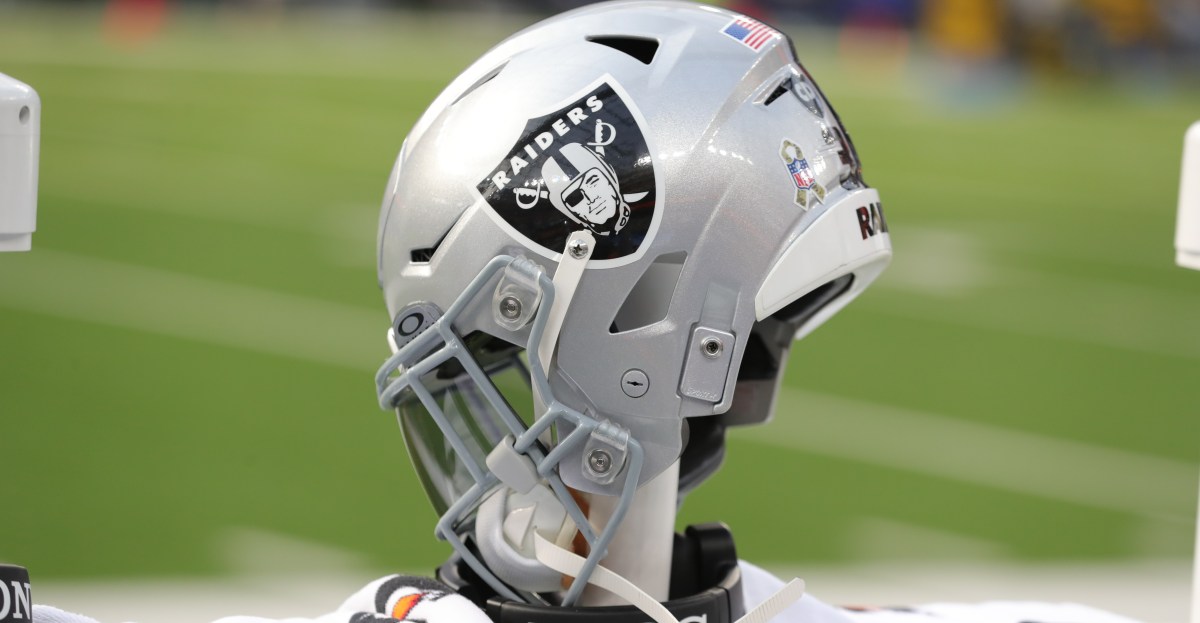 Las Vegas Raiders news: Travis Smith hired as defensive line coach