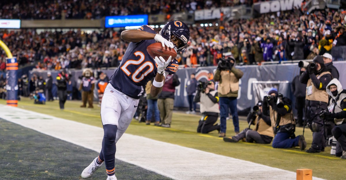 NFL Needs 13 Spots to Pick the Top 10 Plays From the Bears 2025 Season