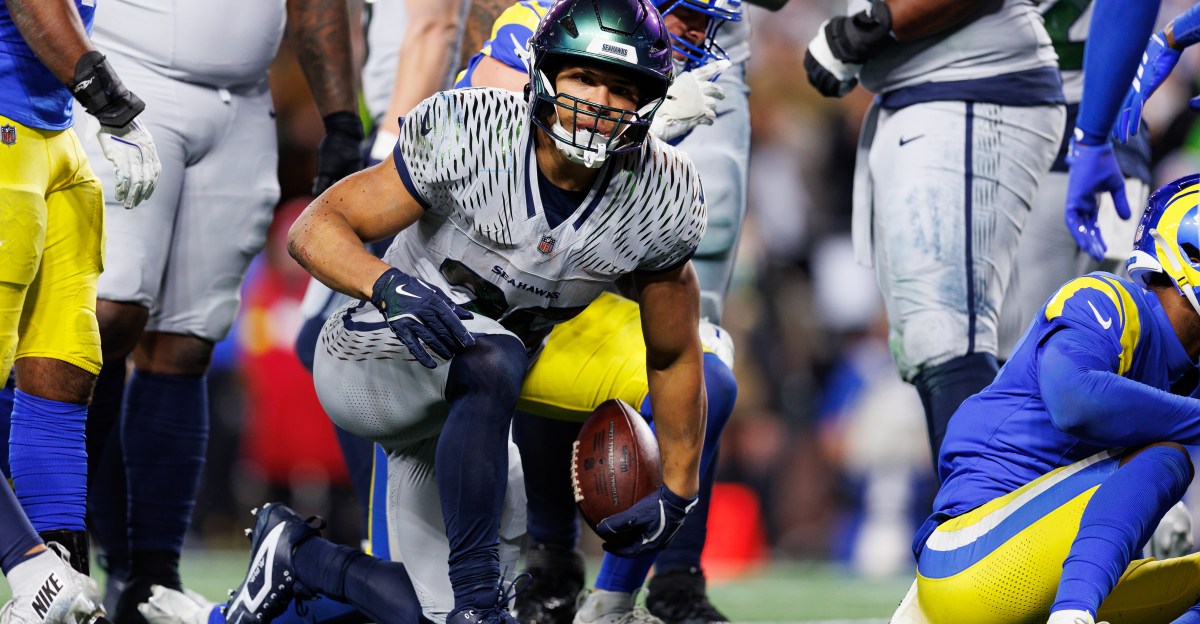 NFL Report: Rams screwed in replay decision in Week 16 loss to Seahawks