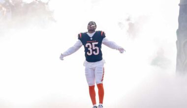 Bengals re-sign cornerback Davis, running back Milton ahead of free agency